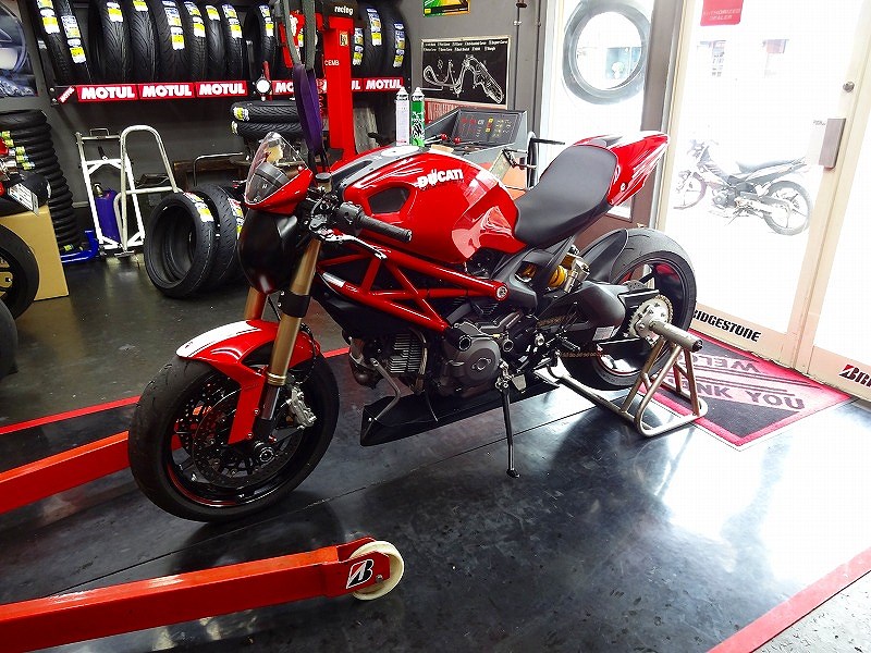 DUCATI MONSTER 1100evo 純正ディスクブレーキ-